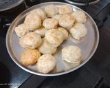કેસર-પીસ્તા ઘારી (Kesar Pista Ghari Recipe In Gujarati) રેસીપી સ્ટેપ4ફોટો