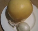 Foto del paso 1 de la receta: Ensalada de toronja y cebolla blanca