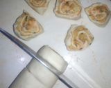A picture of step 5 of Pinwheel samosay.