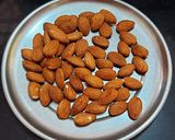 रागी बादाम माल्ट (ragi badam malt recipe in Hindi) रेसिपी चरण 2 फोटो