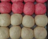 Foto langkah ke 9 dari resep Roti Sobek Merah Putih (Metode Autolisis).