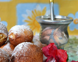 Foto del paso 4 de la receta: Buñuelos de dulce de leche🌧