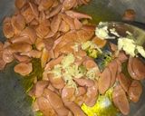 Foto del paso 2 de la receta: Arroz con pollo y ensalada