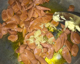 Foto del paso 2 de la receta: Arroz con pollo y ensalada