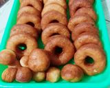 Foto langkah ke 10 dari resep Donat pisang.