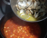 Foto del paso 6 de la receta: Garbanzos con Gambas y Almejas