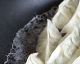 A picture of step 12 of *Easy and Delicious Homemade Crispy Gyoza*.