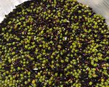 Foto langkah ke 1 dari resep Bubur Kacang Hijau Ketan Hitam.