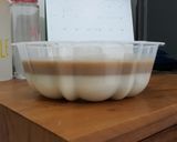 Foto langkah ke 2 dari resep Puding biskuit kelapa susu coklat kopi.