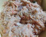 Foto langkah ke 2 dari resep Crispy Bubble Crumb Chicken Ball.