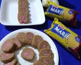 A picture of step 5 of Rose flavoured Swiss Rolls.