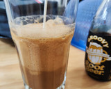 Foto langkah ke 3 dari resep Rootbeer Coffee Cream.