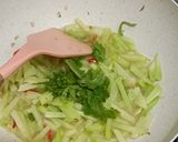 Foto langkah ke 5 dari resep Tumis Labu Siam.