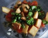 Foto del paso 8 de la receta: Ensalada tibia de pimientos con yuca y bimi