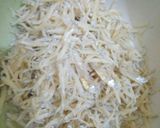 Foto langkah ke 1 dari resep Oseng Teri Pedas.