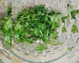 A picture of step 1 of Mint Chutney.