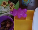 Foto langkah ke 2 dari resep Bento Beruang + ikan saos tiram.