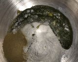 Foto langkah ke 1 dari resep Bolu Kukus "Semacha" (Semangka Isi Cream Matcha).