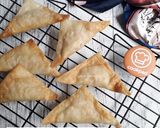 Foto langkah ke 5 dari resep Samosa kw isi rogout makaroni sayuran.