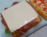 Foto langkah ke 5 dari resep Korean Street Food Sandwich.