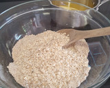 Foto del paso 2 de la receta: Cookies de avena con jengibre y chocolate puro
