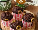 Foto langkah ke 4 dari resep Choco Banana Muffin.