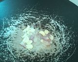Foto langkah ke 4 dari resep Tumis Kacang Panjang Tahu Saus Tiram.