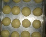 Foto langkah ke 4 dari resep Donat kentang super empuk.