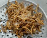 Foto langkah ke 2 dari resep 17. Kering Tempe, Kentang, Teri bumbu sederhana.