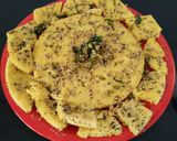 A picture of step 8 of Khaman Dhokla.