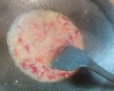 Foto langkah ke 2 dari resep Telur ceplok kecap pedas.