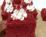 A picture of step 4 of Red velvet cake.