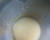 Foto langkah ke 1 dari resep Donat bunga.