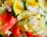 Foto del paso 1 de la receta: TERRINA DE ZAPALLITOS 🫑🧀🥒🧅🥚🍅🧀🌶🥚🫑🍅🌶🧅👏🧑🏻🍳