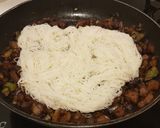 Foto del paso 6 de la receta Noodels finos de arroz con ternera y verduras