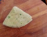 A picture of step 5 of Coriander Paratha.