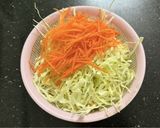 Hình bước làm 1 của món SP.1009 - Thịt Heo Ngũ Vị & Salad Bắp Cải Mentaiko