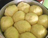 Foto langkah ke 3 dari resep Roti sobek.