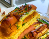 Foto langkah ke 3 dari resep Cheese Baked Hot Dog 🌭.