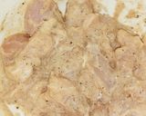A picture of step 2 of Mongolian chicken.