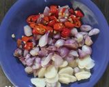 Foto langkah ke 2 dari resep Tumis kembang turi, kecambah campur teri dan ikan asin klotok.