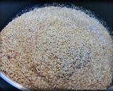 Foto del passaggio 2 della ricetta Risotto al Gorgonzola con Cipolle di Breme e Miele