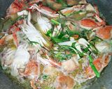 Foto langkah ke 4 dari resep Sop Baby Rajungan Lokio.