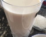 A picture of step 1 of Mango Shake.