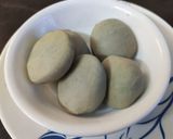 विड्याचे पान व खोबरे,गुलकंद चे मोदक (vidyache pan,khobre ani gulkandache modak recipe in marathi) रेसिपी स्टेप 3 फोटो 