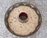 Foto del passaggio 4 della ricetta Ciambella di mandorle e cioccolato fondente 🍫