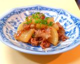 A picture of step 6 of Easy and Delicious! Sweet and Spicy Pork Belly with Daikon.