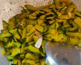 Foto langkah ke 5 dari resep Tumis Labu Kuning.