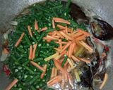 Foto langkah ke 3 dari resep Tumis Kacang Kecambah Wortel Daging Cincang Jeruk Limo.
