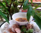 A picture of step 3 of Bánh Cuốn Made with Rice Paper.